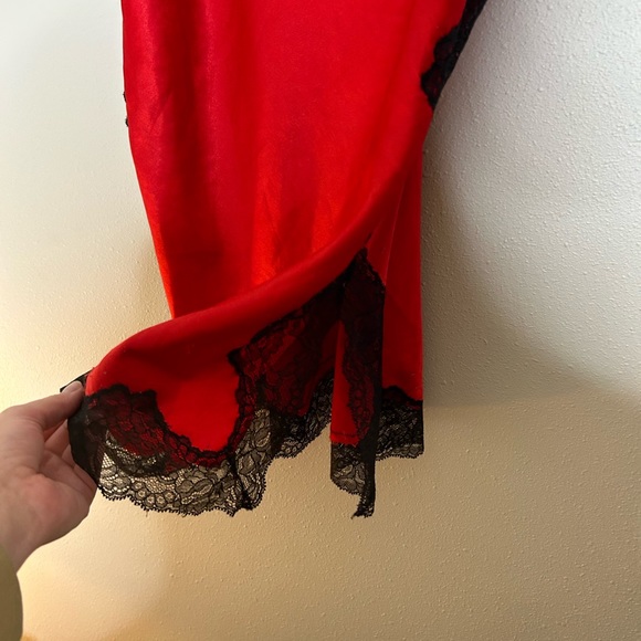 GUC Victoria’s Secret red mini slip dress - Picture 6 of 7